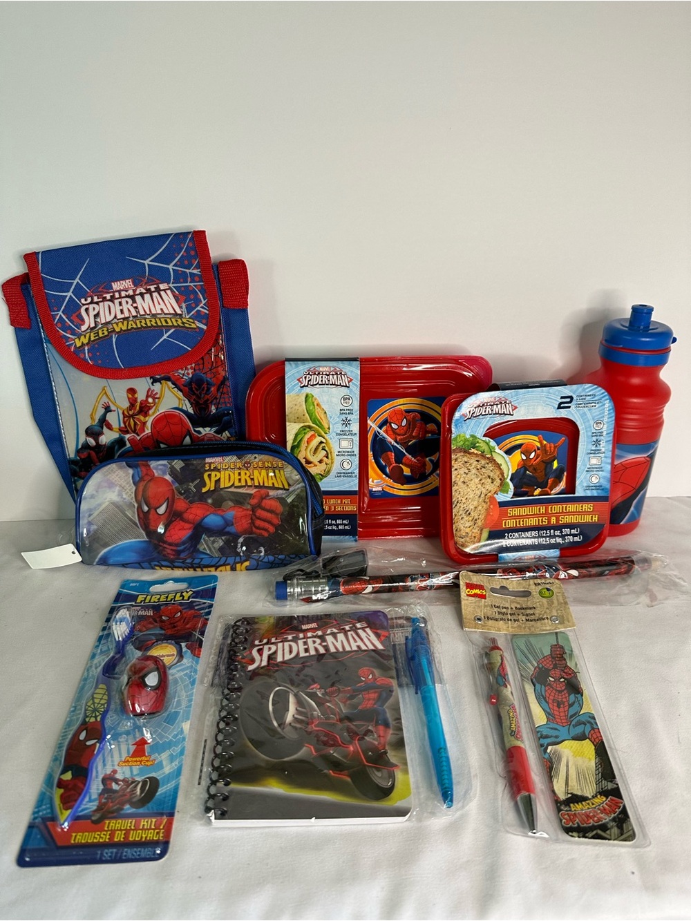 Marvel Spider-Man Kids Lunch Kit with Containers & Accessories - Red & Blue